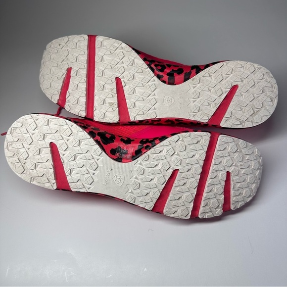 ARIAT Women's Shoes Sneakers Fuse Leopard Bright Pink Mobwife Sz 11 Workout Gym - Picture 11 of 11